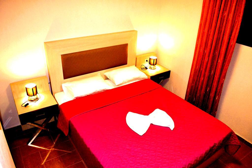 Αmalia Lux Villas Vrasná 객실 사진