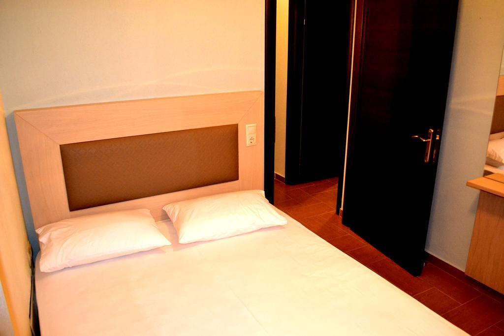 Αmalia Lux Villas Vrasná 외부 사진